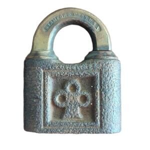 Vintage Brass Yale & Towne Y&T Cloverleaf Brass Padlock Lock No Key Tested‎